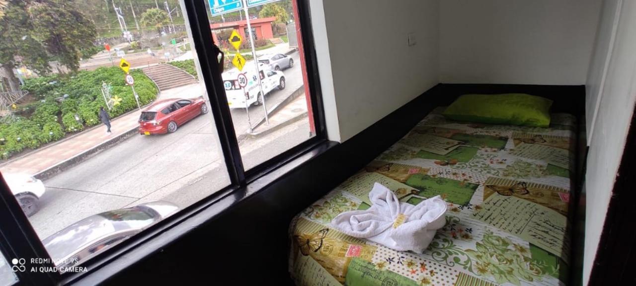 Hotel El Amanercer Parque Del Agua Residencia Muy Central Manizales Zewnętrze zdjęcie